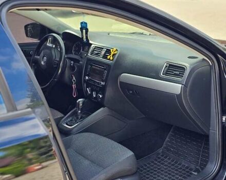 Чорний Фольксваген Джетта, об'ємом двигуна 2.48 л та пробігом 263 тис. км за 8000 $, фото 15 на Automoto.ua