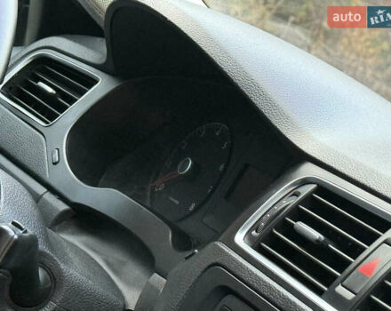 Черный Фольксваген Джетта, объемом двигателя 2.5 л и пробегом 186 тыс. км за 8750 $, фото 57 на Automoto.ua