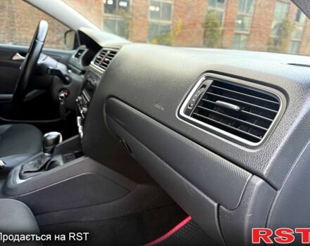 Чорний Фольксваген Джетта, об'ємом двигуна 2.5 л та пробігом 186 тис. км за 8750 $, фото 12 на Automoto.ua