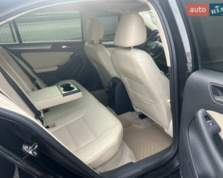 Чорний Фольксваген Джетта, об'ємом двигуна 1.97 л та пробігом 231 тис. км за 9999 $, фото 17 на Automoto.ua