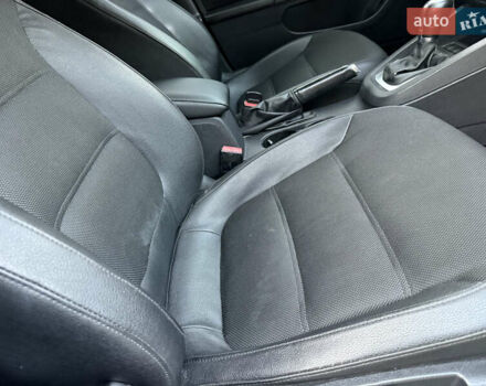 Черный Фольксваген Джетта, объемом двигателя 2.5 л и пробегом 186 тыс. км за 8750 $, фото 46 на Automoto.ua