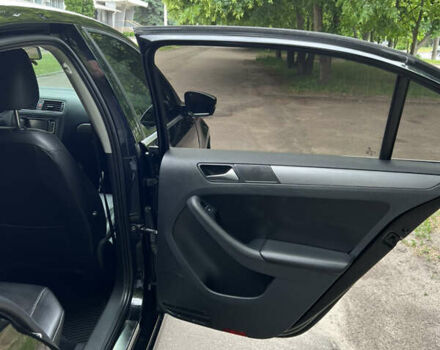 Черный Фольксваген Джетта, объемом двигателя 1.97 л и пробегом 363 тыс. км за 10500 $, фото 25 на Automoto.ua