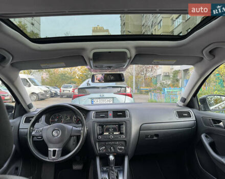 Черный Фольксваген Джетта, объемом двигателя 1.97 л и пробегом 333 тыс. км за 9800 $, фото 10 на Automoto.ua