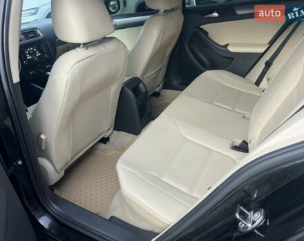 Чорний Фольксваген Джетта, об'ємом двигуна 1.97 л та пробігом 231 тис. км за 9999 $, фото 16 на Automoto.ua