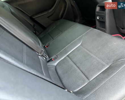 Черный Фольксваген Джетта, объемом двигателя 2.5 л и пробегом 186 тыс. км за 8750 $, фото 41 на Automoto.ua