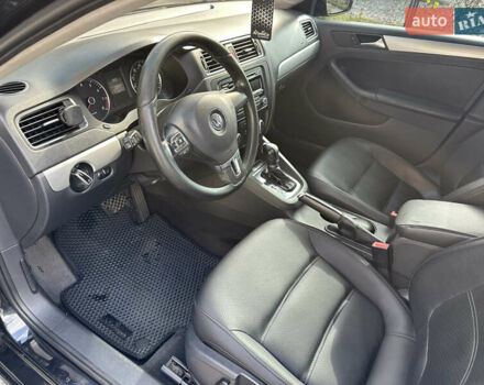 Фольксваген Джетта 2012 в Днепре (Днепропетровске) на Automoto.ua Черный Фольксваген Джетта, объемом двигателя 2.5 л и пробегом 330 тыс. км за 8500 $, фото 14 на Automoto.ua