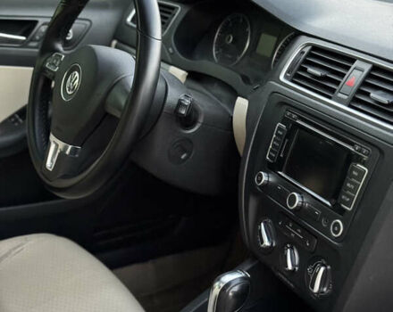 Черный Фольксваген Джетта, объемом двигателя 1.97 л и пробегом 229 тыс. км за 9500 $, фото 18 на Automoto.ua