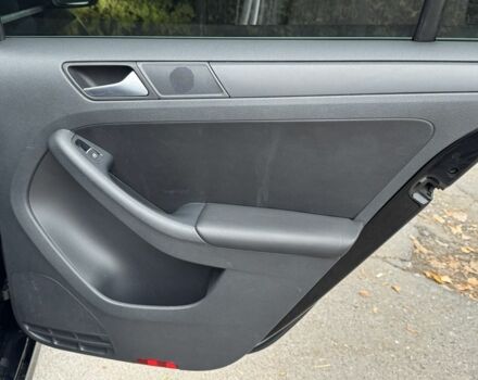 Черный Фольксваген Джетта, объемом двигателя 2.5 л и пробегом 260 тыс. км за 8900 $, фото 11 на Automoto.ua