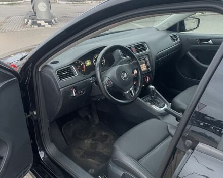 Черный Фольксваген Джетта, объемом двигателя 2.5 л и пробегом 232 тыс. км за 8600 $, фото 7 на Automoto.ua