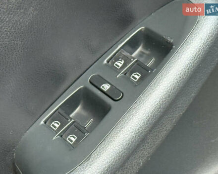 Черный Фольксваген Джетта, объемом двигателя 2.5 л и пробегом 186 тыс. км за 8750 $, фото 23 на Automoto.ua