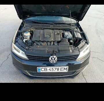 Фольксваген Джетта 2012 в Чернигове на Automoto.ua Черный Фольксваген Джетта, объемом двигателя 2.48 л и пробегом 225 тыс. км за 8600 $, фото 5 на Automoto.ua