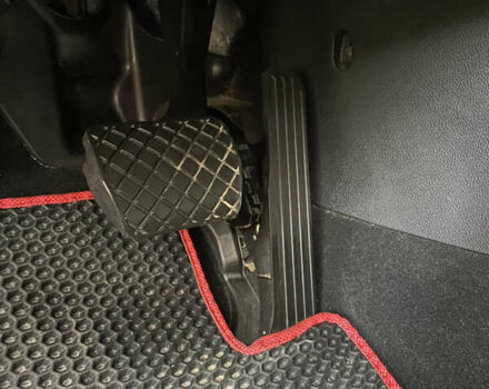 Черный Фольксваген Джетта, объемом двигателя 2.5 л и пробегом 219 тыс. км за 7800 $, фото 20 на Automoto.ua