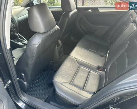 Фольксваген Джетта 2012 в Днепре (Днепропетровске) на Automoto.ua Черный Фольксваген Джетта, объемом двигателя 2.5 л и пробегом 330 тыс. км за 8500 $, фото 15 на Automoto.ua