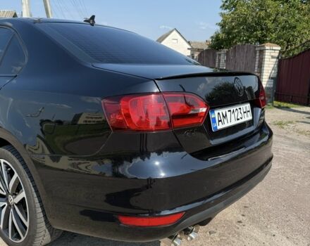 Чорний Фольксваген Джетта, об'ємом двигуна 2 л та пробігом 193 тис. км за 9700 $, фото 5 на Automoto.ua