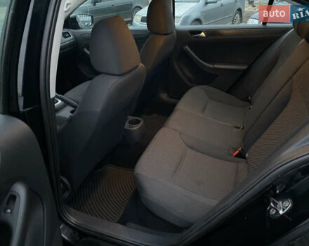 Черный Фольксваген Джетта, объемом двигателя 1.98 л и пробегом 230 тыс. км за 7350 $, фото 7 на Automoto.ua