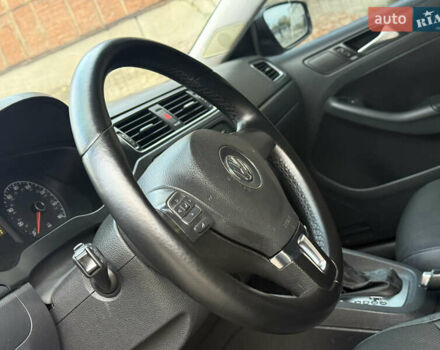 Черный Фольксваген Джетта, объемом двигателя 2.5 л и пробегом 186 тыс. км за 8750 $, фото 28 на Automoto.ua