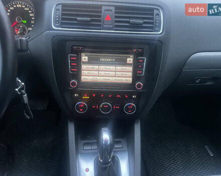 Чорний Фольксваген Джетта, об'ємом двигуна 1.6 л та пробігом 264 тис. км за 8100 $, фото 18 на Automoto.ua