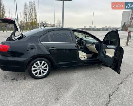 Чорний Фольксваген Джетта, об'ємом двигуна 1.8 л та пробігом 183 тис. км за 8800 $, фото 12 на Automoto.ua