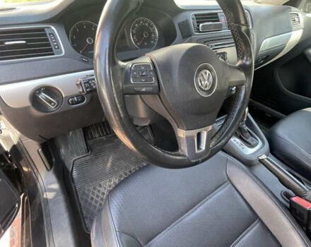 Черный Фольксваген Джетта, объемом двигателя 1.8 л и пробегом 126 тыс. км за 9900 $, фото 4 на Automoto.ua