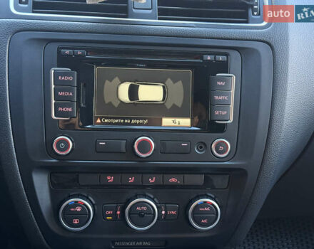 Черный Фольксваген Джетта, объемом двигателя 1.4 л и пробегом 170 тыс. км за 8700 $, фото 19 на Automoto.ua