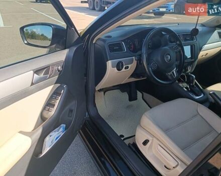 Черный Фольксваген Джетта, объемом двигателя 1.8 л и пробегом 165 тыс. км за 9700 $, фото 2 на Automoto.ua