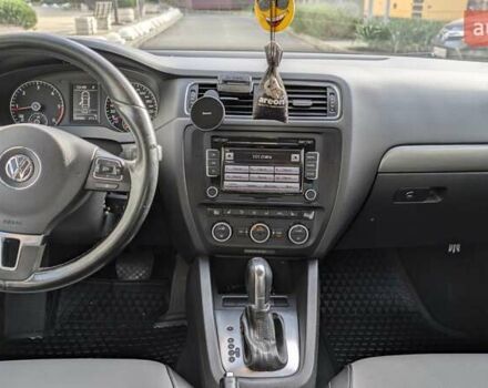 Черный Фольксваген Джетта, объемом двигателя 1.97 л и пробегом 280 тыс. км за 11499 $, фото 12 на Automoto.ua