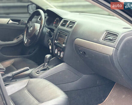 Чорний Фольксваген Джетта, об'ємом двигуна 1.8 л та пробігом 210 тис. км за 7400 $, фото 6 на Automoto.ua