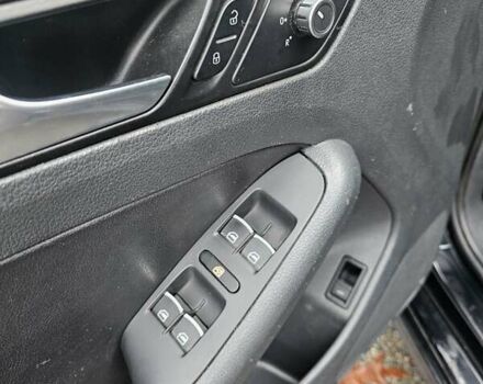 Чорний Фольксваген Джетта, об'ємом двигуна 2.48 л та пробігом 180 тис. км за 4900 $, фото 11 на Automoto.ua