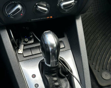 Черный Фольксваген Джетта, объемом двигателя 2.48 л и пробегом 243 тыс. км за 8200 $, фото 8 на Automoto.ua