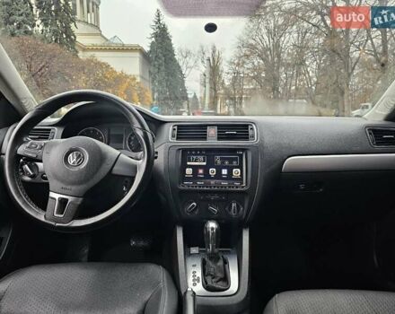 Чорний Фольксваген Джетта, об'ємом двигуна 2.48 л та пробігом 180 тис. км за 4900 $, фото 16 на Automoto.ua