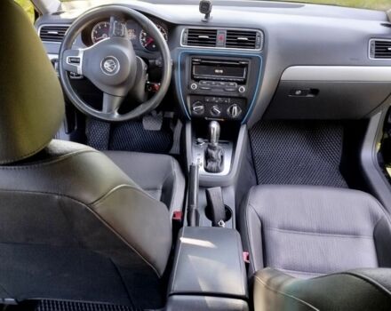 Черный Фольксваген Джетта, объемом двигателя 2.5 л и пробегом 251 тыс. км за 9550 $, фото 11 на Automoto.ua