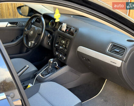 Черный Фольксваген Джетта, объемом двигателя 1.4 л и пробегом 170 тыс. км за 8700 $, фото 10 на Automoto.ua