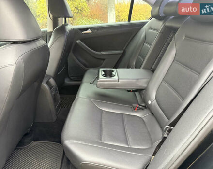 Черный Фольксваген Джетта, объемом двигателя 1.8 л и пробегом 240 тыс. км за 7800 $, фото 9 на Automoto.ua