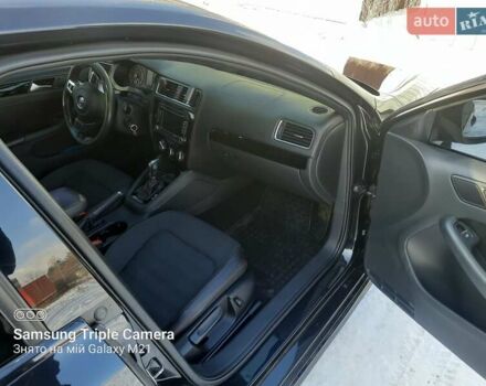 Черный Фольксваген Джетта, объемом двигателя 1.98 л и пробегом 180 тыс. км за 12000 $, фото 4 на Automoto.ua