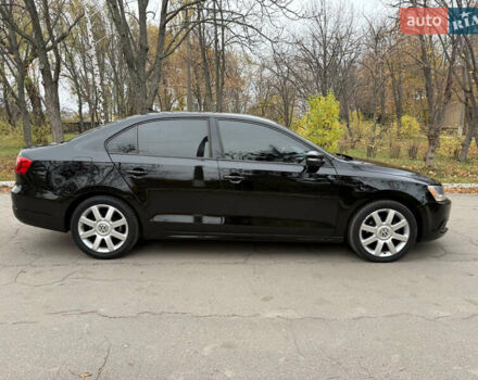 Черный Фольксваген Джетта, объемом двигателя 1.8 л и пробегом 240 тыс. км за 7800 $, фото 2 на Automoto.ua