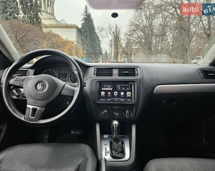 Черный Фольксваген Джетта, объемом двигателя 2.48 л и пробегом 180 тыс. км за 4700 $, фото 17 на Automoto.ua