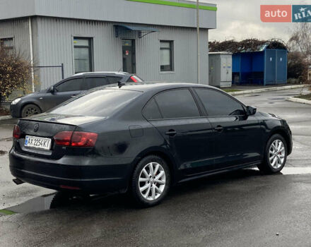 Черный Фольксваген Джетта, объемом двигателя 1.8 л и пробегом 185 тыс. км за 9900 $, фото 4 на Automoto.ua