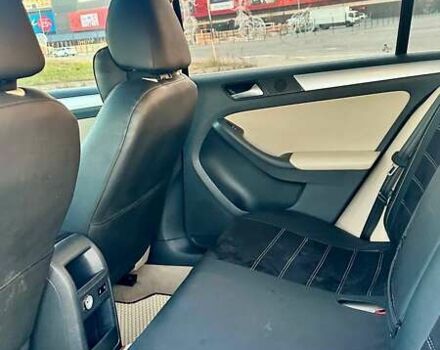 Чорний Фольксваген Джетта, об'ємом двигуна 1.8 л та пробігом 224 тис. км за 11200 $, фото 7 на Automoto.ua