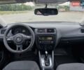 Фольксваген Джетта 2013 в Львове на Automoto.ua Черный Фольксваген Джетта, объемом двигателя 1.98 л и пробегом 228 тыс. км за 7999 $, фото 13 на Automoto.ua