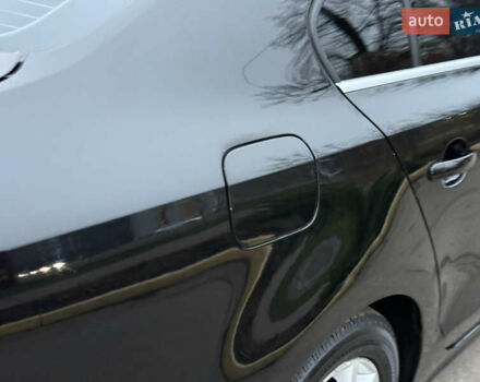 Черный Фольксваген Джетта, объемом двигателя 1.8 л и пробегом 296 тыс. км за 8299 $, фото 27 на Automoto.ua