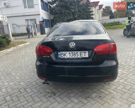 Чорний Фольксваген Джетта, об'ємом двигуна 2 л та пробігом 199 тис. км за 6900 $, фото 4 на Automoto.ua