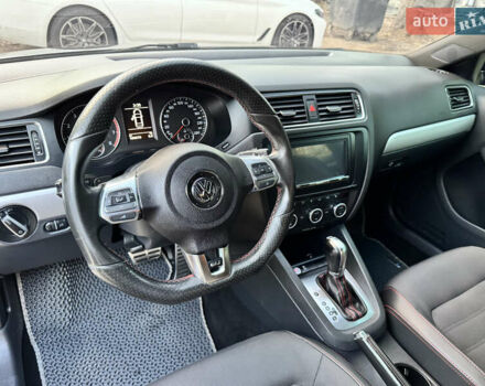 Чорний Фольксваген Джетта, об'ємом двигуна 2 л та пробігом 169 тис. км за 10300 $, фото 3 на Automoto.ua