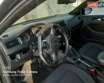 Черный Фольксваген Джетта, объемом двигателя 1.98 л и пробегом 180 тыс. км за 12000 $, фото 8 на Automoto.ua