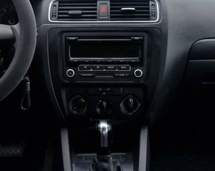 Фольксваген Джетта 2013 в Львове на Automoto.ua Черный Фольксваген Джетта, объемом двигателя 1.98 л и пробегом 228 тыс. км за 7999 $, фото 14 на Automoto.ua