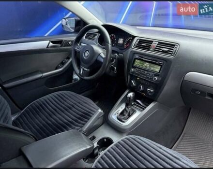 Чорний Фольксваген Джетта, об'ємом двигуна 2 л та пробігом 201 тис. км за 7499 $, фото 6 на Automoto.ua