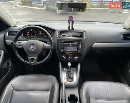 Черный Фольксваген Джетта, объемом двигателя 1.8 л и пробегом 185 тыс. км за 9900 $, фото 13 на Automoto.ua