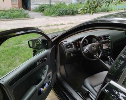Черный Фольксваген Джетта, объемом двигателя 2.5 л и пробегом 142 тыс. км за 8500 $, фото 2 на Automoto.ua