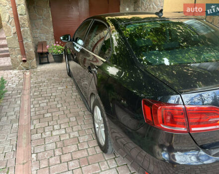 Фольксваген Джетта 2013 в Тернополе на Automoto.ua Черный Фольксваген Джетта, объемом двигателя 1.4 л и пробегом 205 тыс. км за 13000 $, фото 5 на Automoto.ua