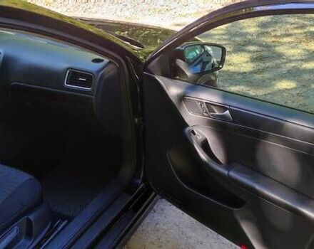 Черный Фольксваген Джетта, объемом двигателя 1.98 л и пробегом 133 тыс. км за 9400 $, фото 2 на Automoto.ua