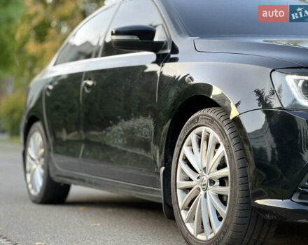 Черный Фольксваген Джетта, объемом двигателя 1.8 л и пробегом 177 тыс. км за 9990 $, фото 17 на Automoto.ua